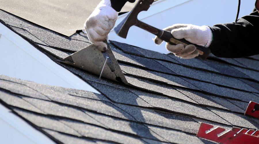Expert Emergency Roof Repairs services in Blue Mountain, AR